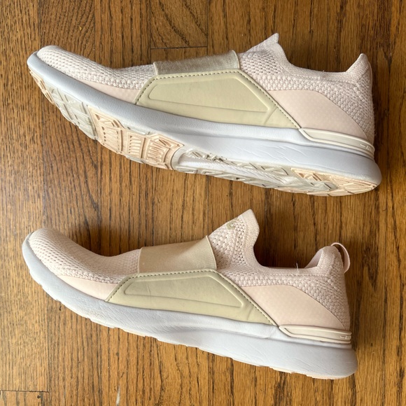 APL techloom bliss size women’s 10 in light pink - Picture 4 of 8